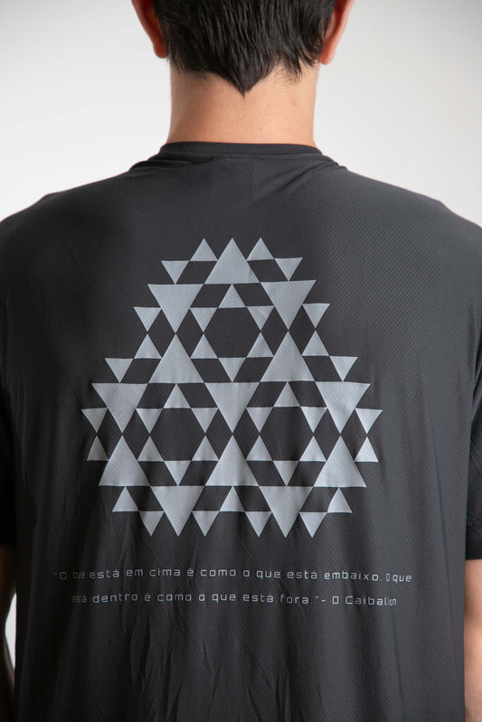 Camiseta Dry "Caibalion" (cinza chumbo)